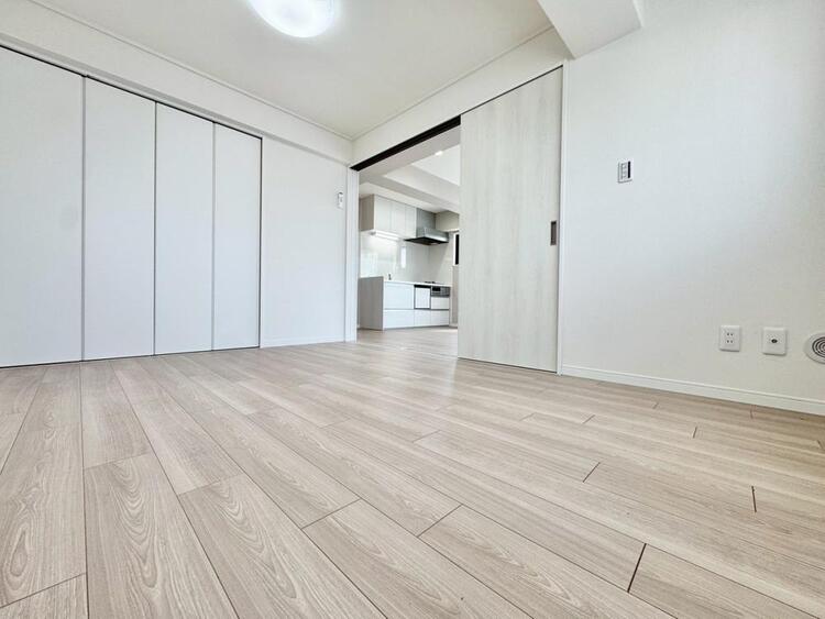 その他 清かで艶やかな時間をもたらしてくれる室内です。