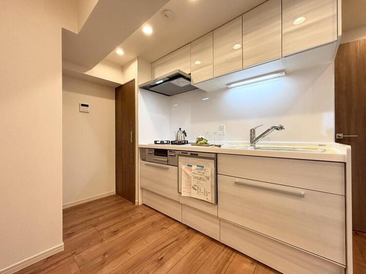 その他 使いやすくスタイリッシュなキッチン空間になっております。