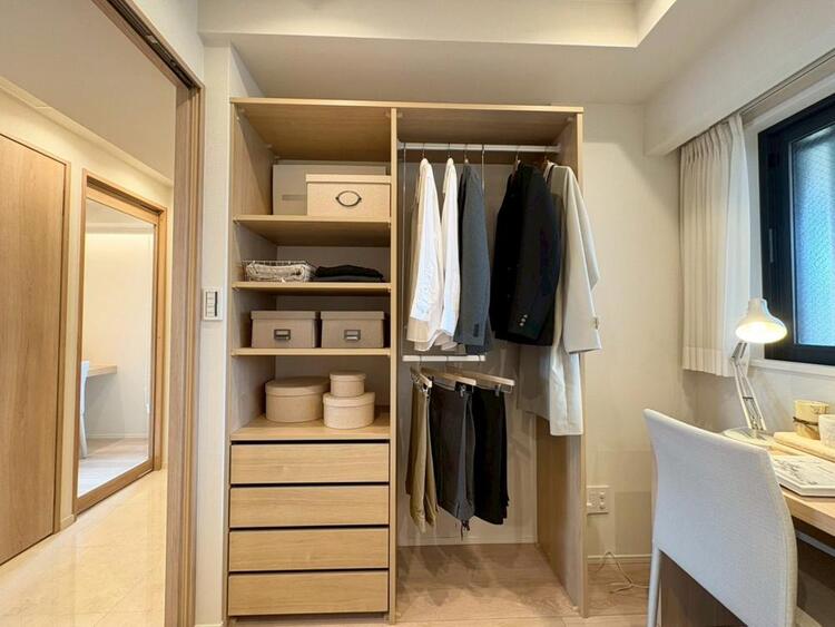 その他 家電やスーツケース、ストック品など何でも片付く嬉しい空間です。