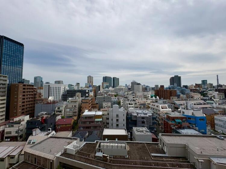 その他 眺望や窓からの景色が良いと、家で過ごす時間も快適です。