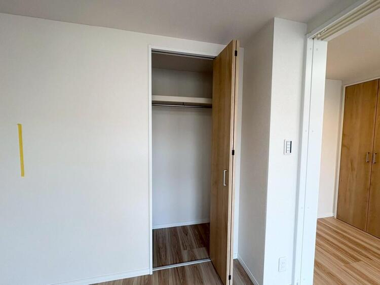 その他 収納スペースが付いていて、お部屋を広く使っていただけます。