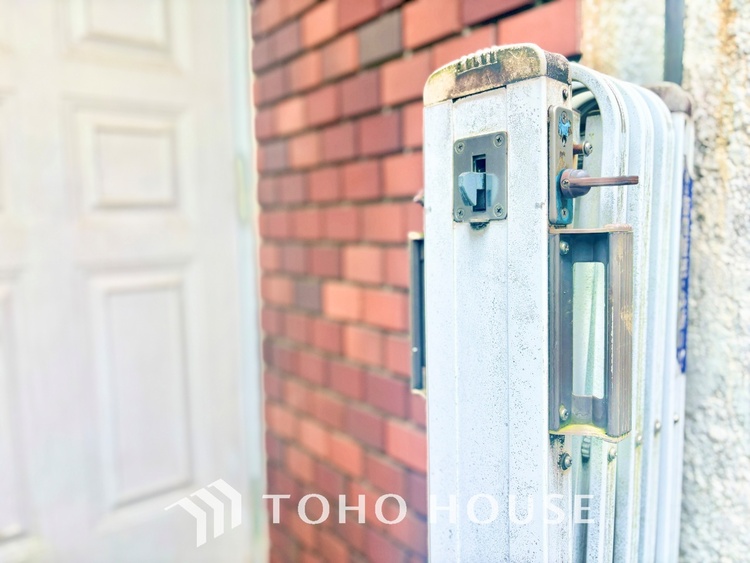 その他 【Light shower】太陽光をたくさん感じながら、明るく豊かな暮らしを約束する住まい。四季の移ろいを感じながら、我が子の成長を見守る。そんな家がここに。