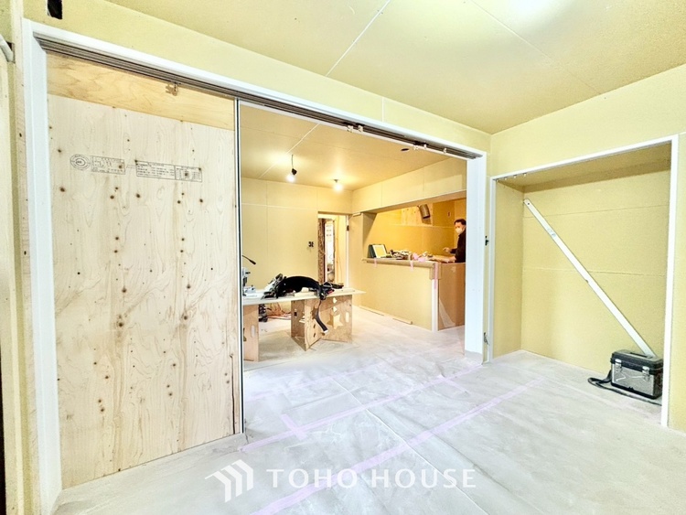 内装 ◆ここに在る◆事も無げに美しく、伝えるには筆舌に尽くし難い。豪華絢爛や華美と言う事ではなく、住まう者にとって暮らし易く心地がいいと言う美しさがこの住まいには込められている。