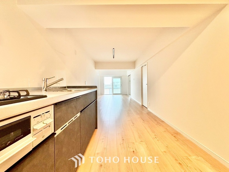 キッチン ◆愛育◆キッチンは家族の絆を育む大切な空間。シンプルで使い易いSystemKitchenで愉しく作る料理は愛情のある美味しいご馳走に。