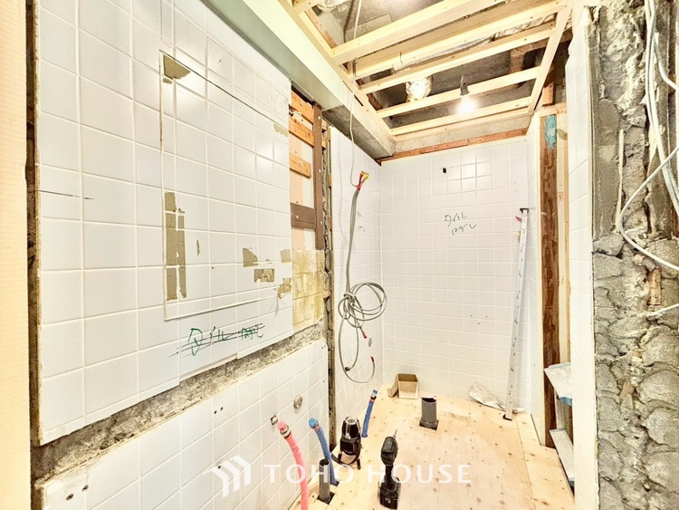 洗面 ◆洗面◆清潔感のある水回り。白で統一されたスタイリッシュな空間。毎日使う場所だから究極にシンプルにこだわりました。