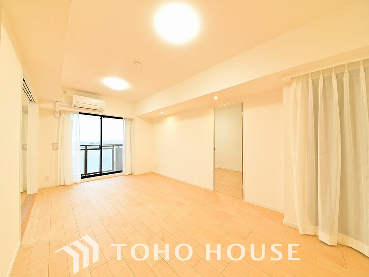 内装 ゆったりとくつろげる上質なリビングダイニング