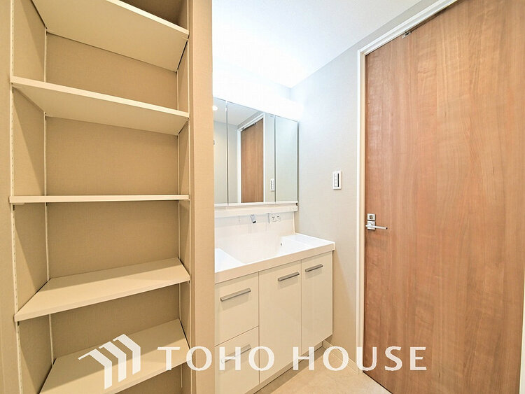 洗面 清潔感のある脱衣場