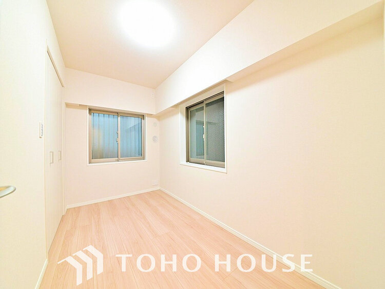 内装 1日の疲れを癒し、心地よく寛げるようゆったりとした広さをしています