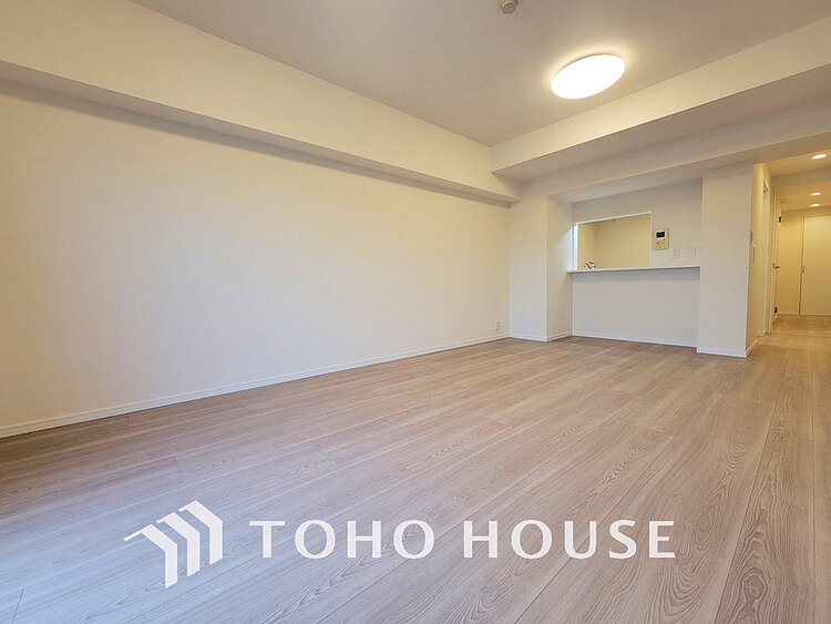 内装 明るいLDKは自然と家族が集まるコミュニケーションの場所に