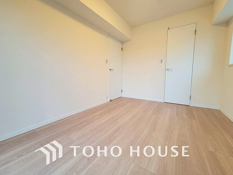 内装 シンプルですっきりとした室内は飽きのこない居心地の良い雰囲気