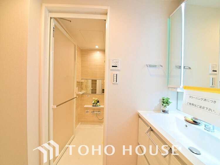 洗面 清潔感のある脱衣場