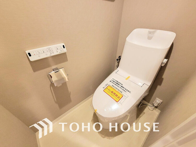 トイレ トイレには快適な温水洗浄便座付
