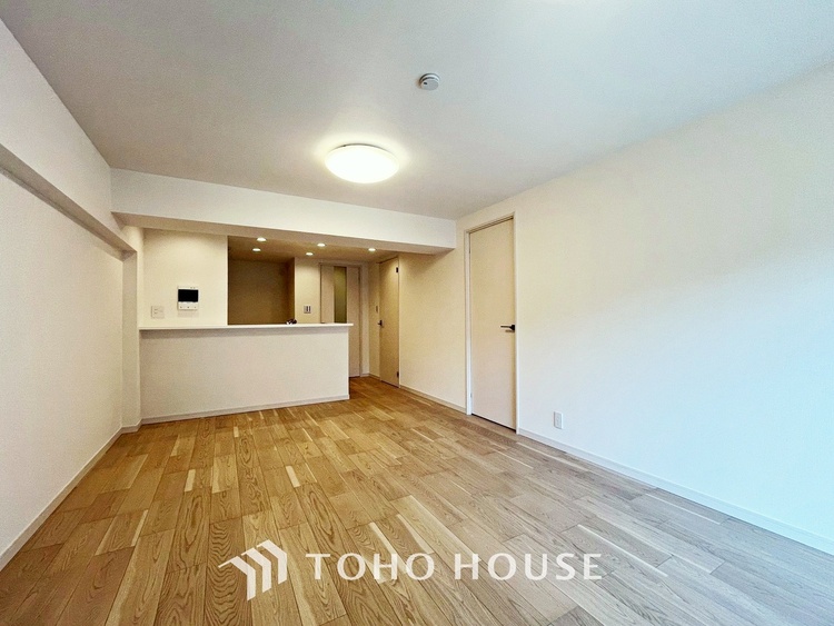 内装 【LIVING】◆住む喜び、楽しさ、感動◆を君と共有したい。いつまでもずっと家族を見渡せるこの広い空間で。