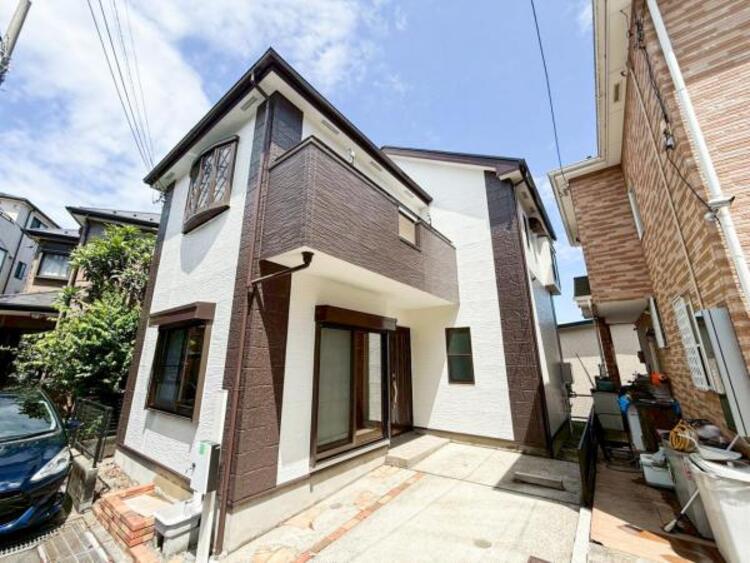 外観 家の良し悪しだけではなく周辺環境も重要なポイントとなります！ご案内時に周辺環境もご案内いたします！流行に左右されず将来にわたって価値が継続する佇まい！良好な住環境が保たれたエリアで新生活を過ごせます 