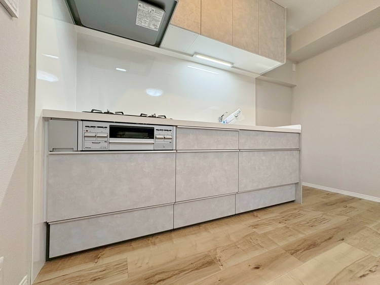 キッチン 洗練されたスタイリッシュなデザイン性と使いやすさを備えた仕様。