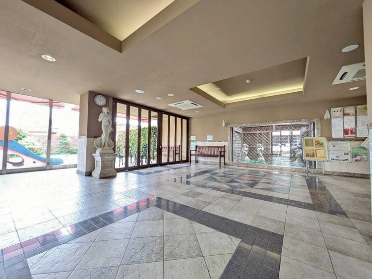 エントランス エントランスは、毎日の行き帰りで使う大事な空間です。