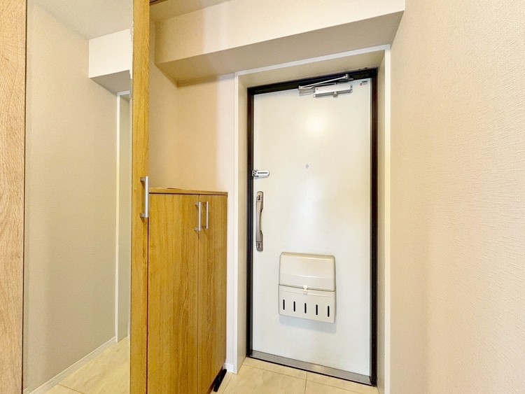 玄関 シューズボックスを完備した玄関です。