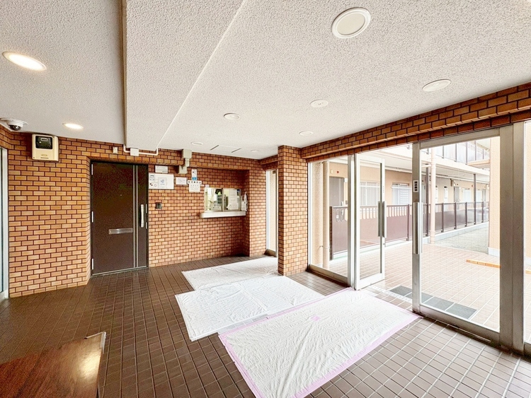 エントランス エントランスは、毎日の行き帰りで使う大事な空間です。