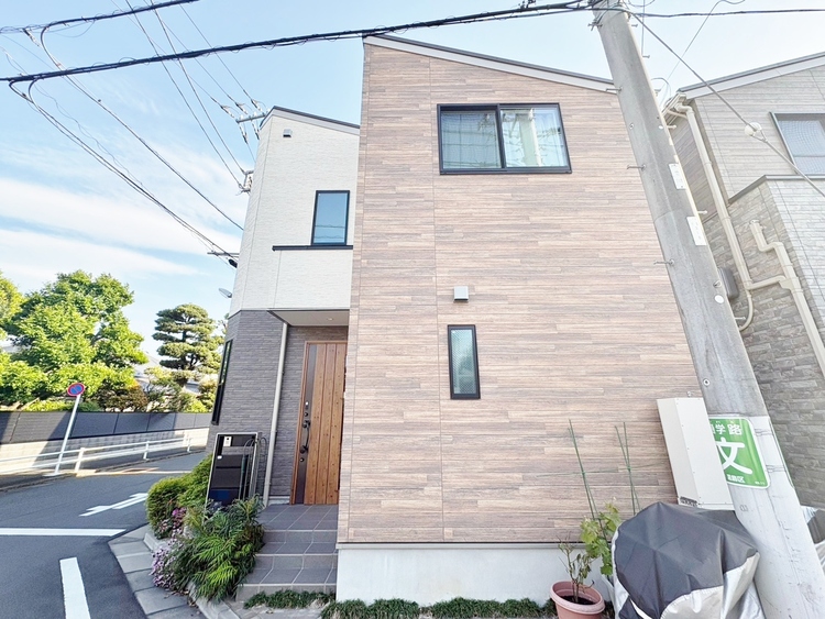 外観 現地に足をお運びいただいた際には、周辺散策などをお勧めいたします。