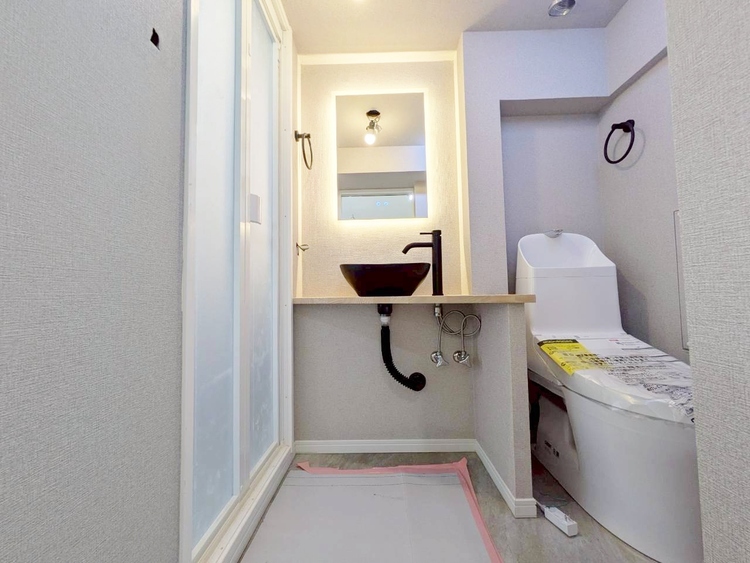 洗面 清潔感と心地よさを重視した、上質感漂うパウダールーム。