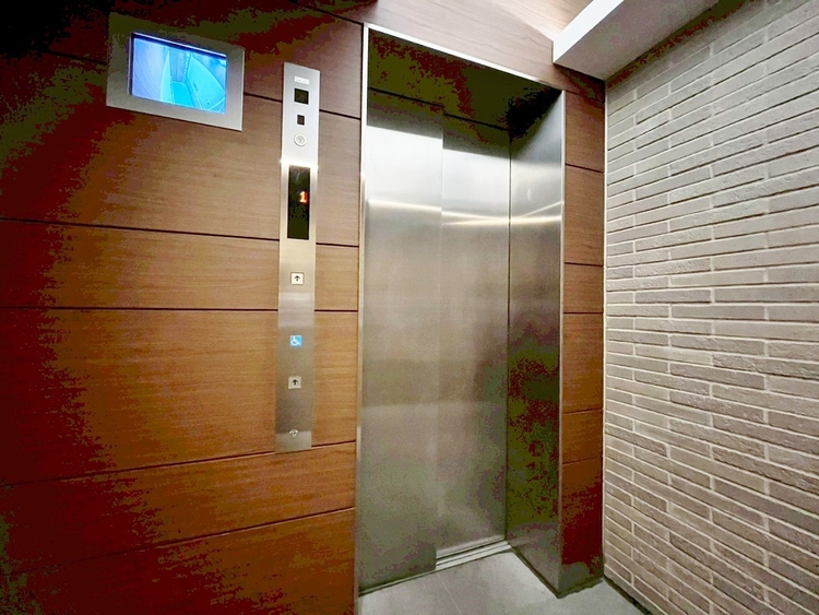 その他 エレベーターの管理も、きちんと行き届いてます。