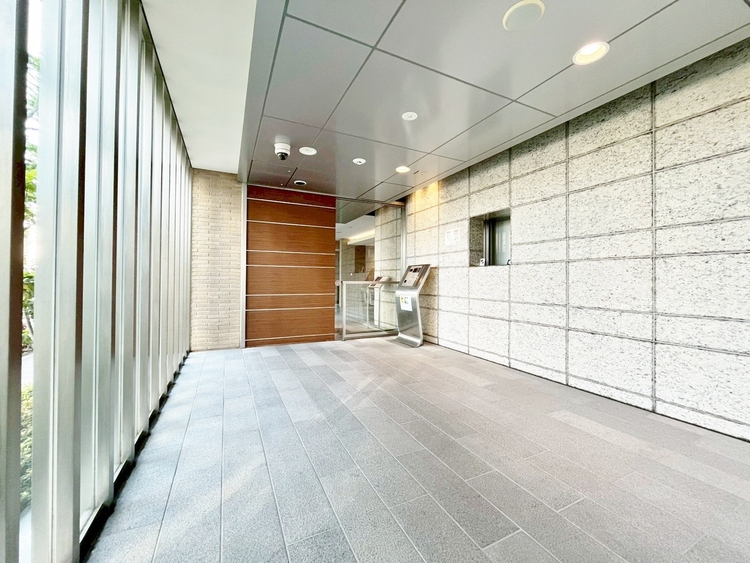 エントランス エントランスは、毎日の行き帰りで使う大事な空間です。