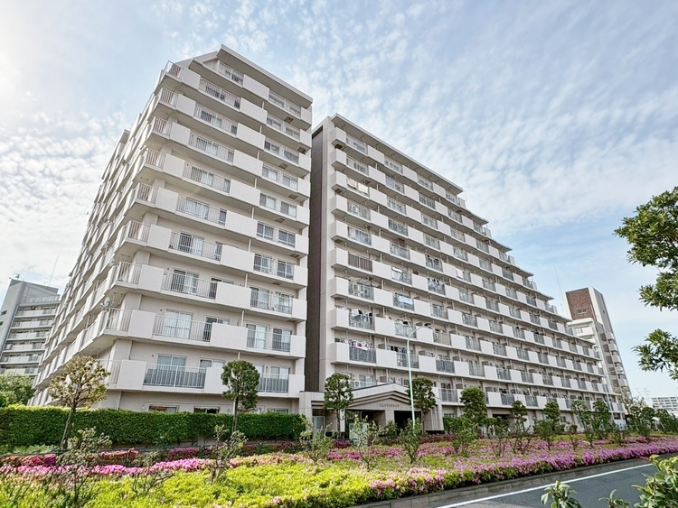 外観 資料には掲載していない情報が、現地にはたくさんあります。是非一度、現地をご確認ください。