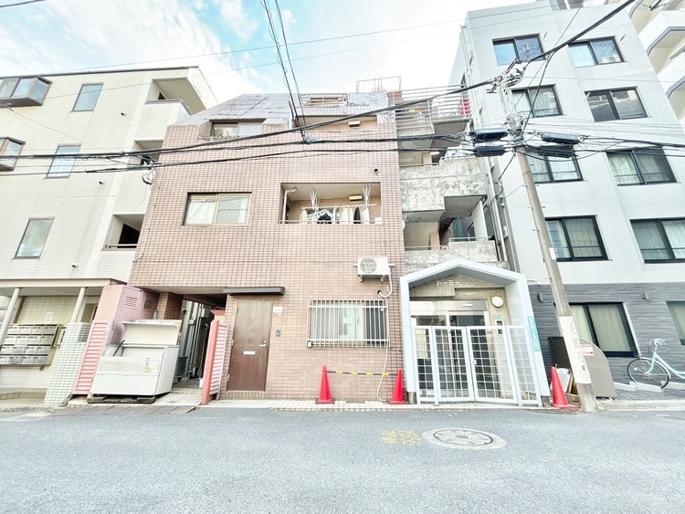 外観 現地に足をお運びいただいた際には、周辺散策などをお勧めいたします。