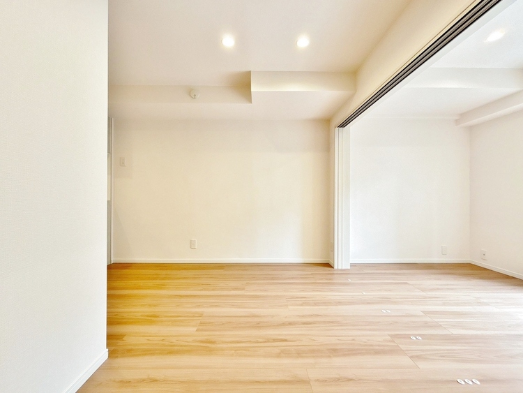 居間 豊かな居住性と、安心感を満たすクオリティが見事に調和した住空間。