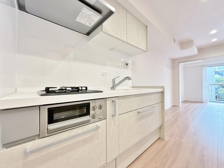 キッチン 洗練されたスタイリッシュなデザイン性と使いやすさを備えた仕様。