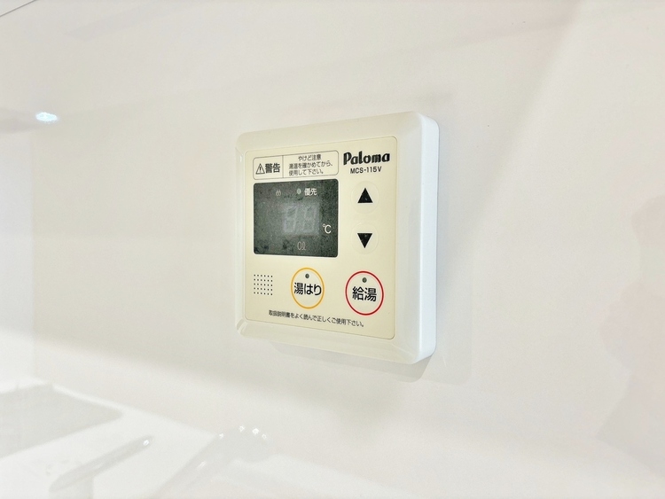 設備 見やすい画面で操作しやすい給湯パネルです。