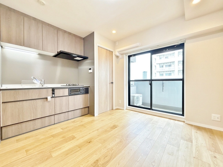 居間 快適に過ごす毎日を求めて、暮らしの中でご自身の「マイホーム」に創り上げてください。