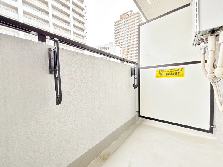 バルコニー 暮らしの中で、光と風を演出してくれるバルコニー。