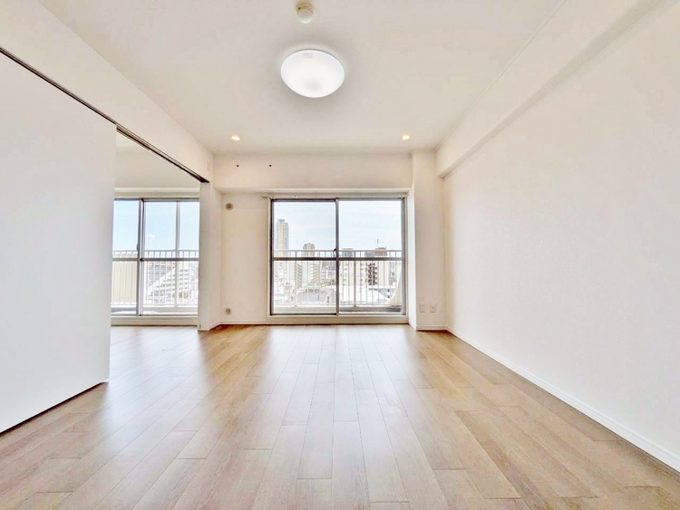 居間 豊かな居住性と、安心感を満たすクオリティが見事に調和した住空間。