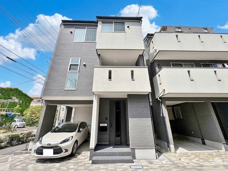 外観 資料には掲載していない情報が、現地にはたくさんあります。是非一度、現地をご確認ください。