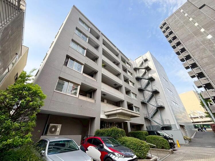 その他 飽きのこないシンプルモダンな外観です。