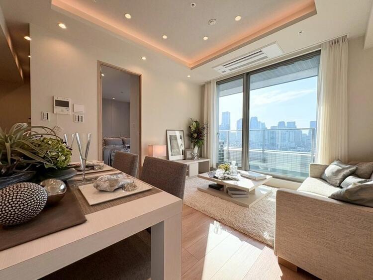 その他 通風・採光に優れ、心地よい光と風が溢れています。