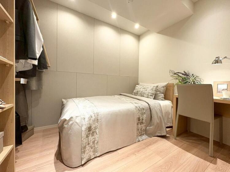 その他 清かで艶やかな時間をもたらしてくれる室内です。