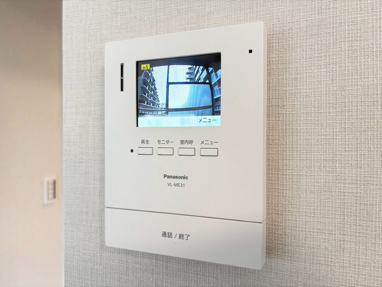 その他 誰が来てもわかる様にモニター付きインターホンを設置。
