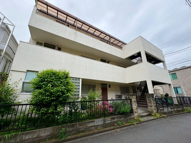 その他 飽きのこないシンプルモダンな外観です。