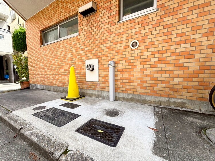 その他 ゴミ置場。綺麗に管理されております。