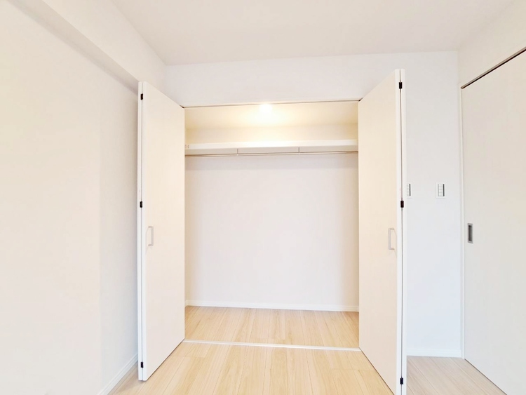 その他 家電やスーツケース、ストック品など何でも片付く嬉しい空間です。