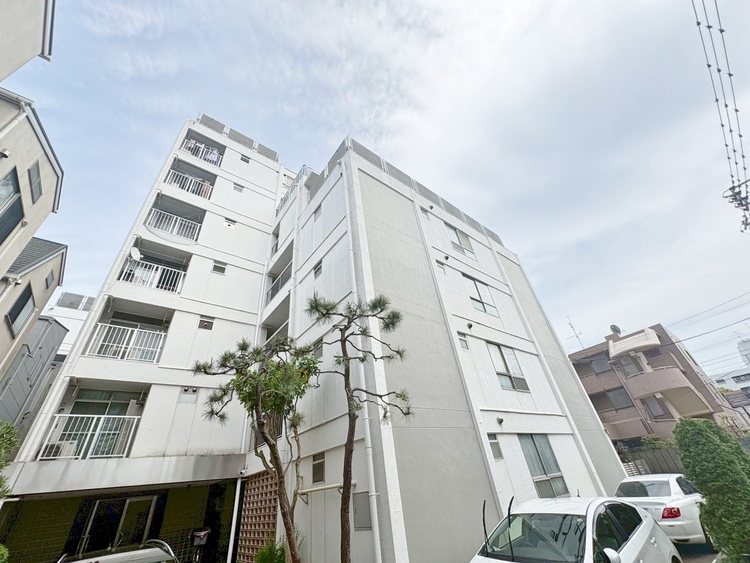 その他 飽きのこないシンプルモダンな外観です。