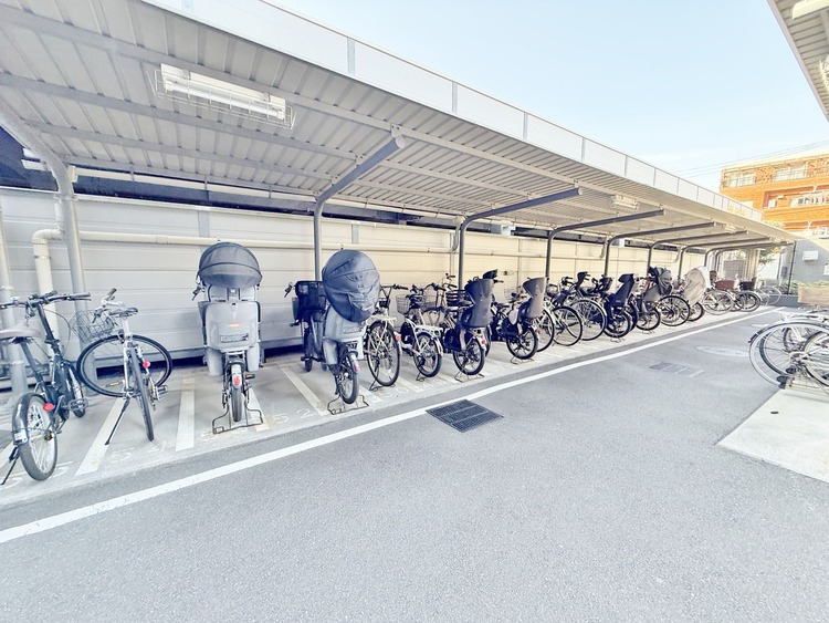 その他 駐輪場も綺麗に整頓されています。※空き状況は都度ご確認下さい。