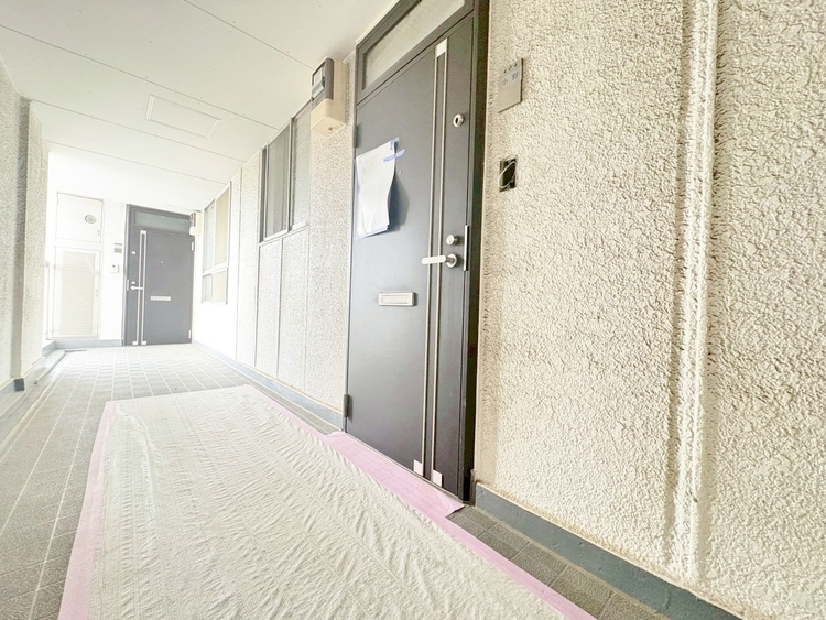 その他 清潔感のある落ち着いた雰囲気の玄関です。