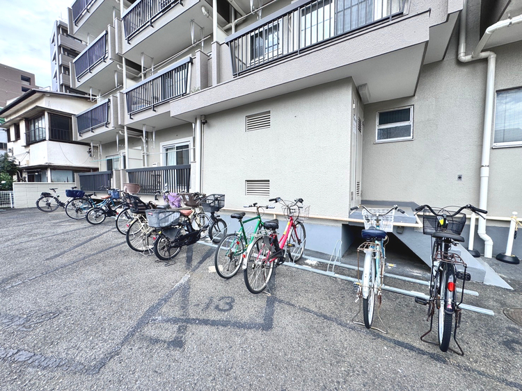 その他 駐輪場も綺麗に整頓されています。※空き状況は都度ご確認下さい。