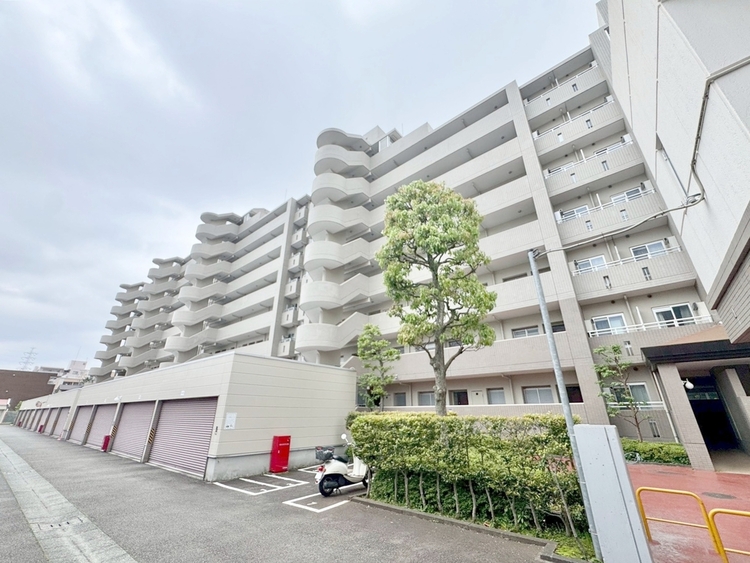 その他 飽きのこないシンプルモダンな外観です。