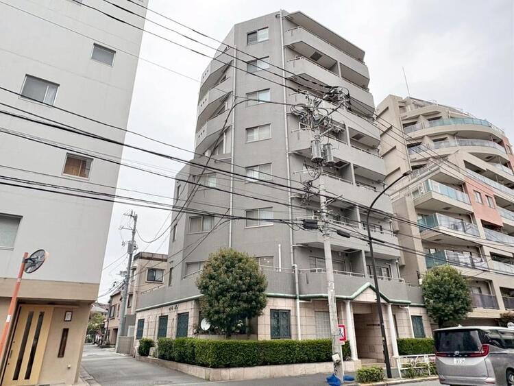 その他 飽きのこないシンプルモダンな外観です。