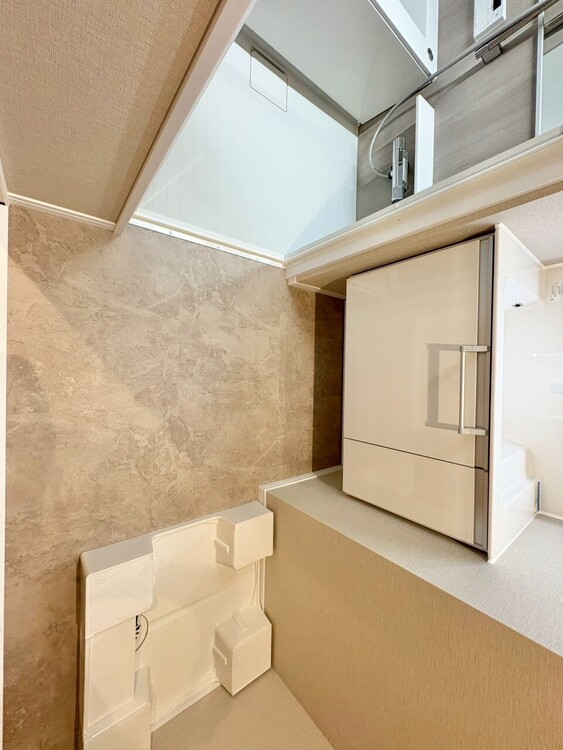 その他 十分な広さの脱衣所。