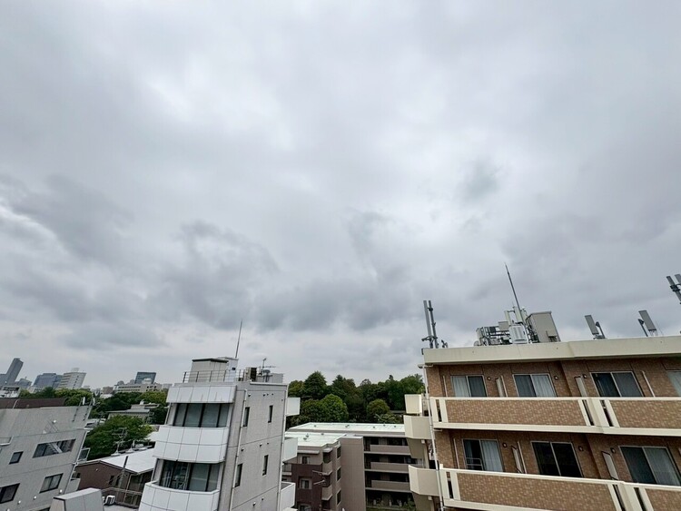 その他 眺望や窓からの景色が良いと、家で過ごす時間も快適です。